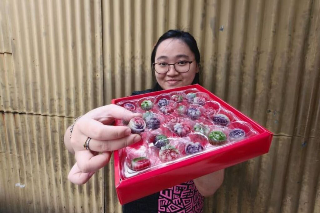 Rahasia Viral dari Malang! Kue Keranjang Mini Ini Diburu Anak Muda, Auto Jadi Hampers Imlek Paling Dicari!