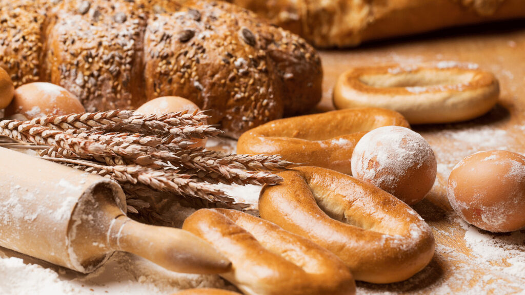 Tren Swicy Bikin Lidah Meledak, Sensasi Pedas-Manis di Bakery Modern