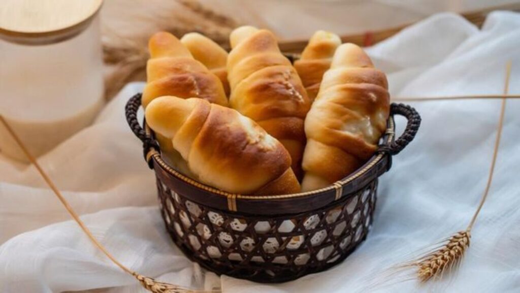 Salt Bread Naik Level! Ini 5 Kreasi Unik yang Bikin Penasaran
