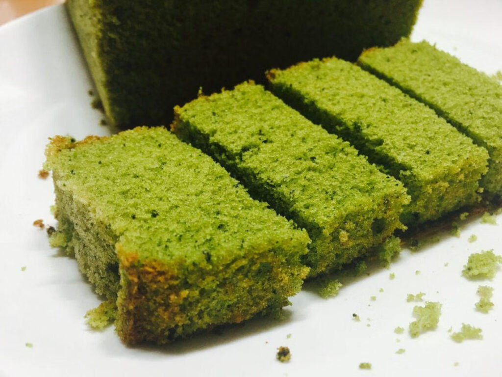Cuma Aduk Pakai Sendok! Cara Buat Bolu Matcha Kukus Tanpa Mixer yang Lembut dan Anti Gagal